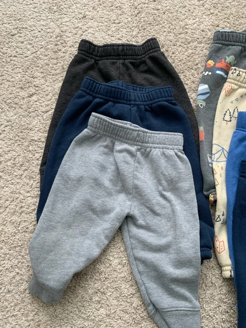 Qty. 13 infant sweat pants 6-9m & 12m - Picture 2 of 9